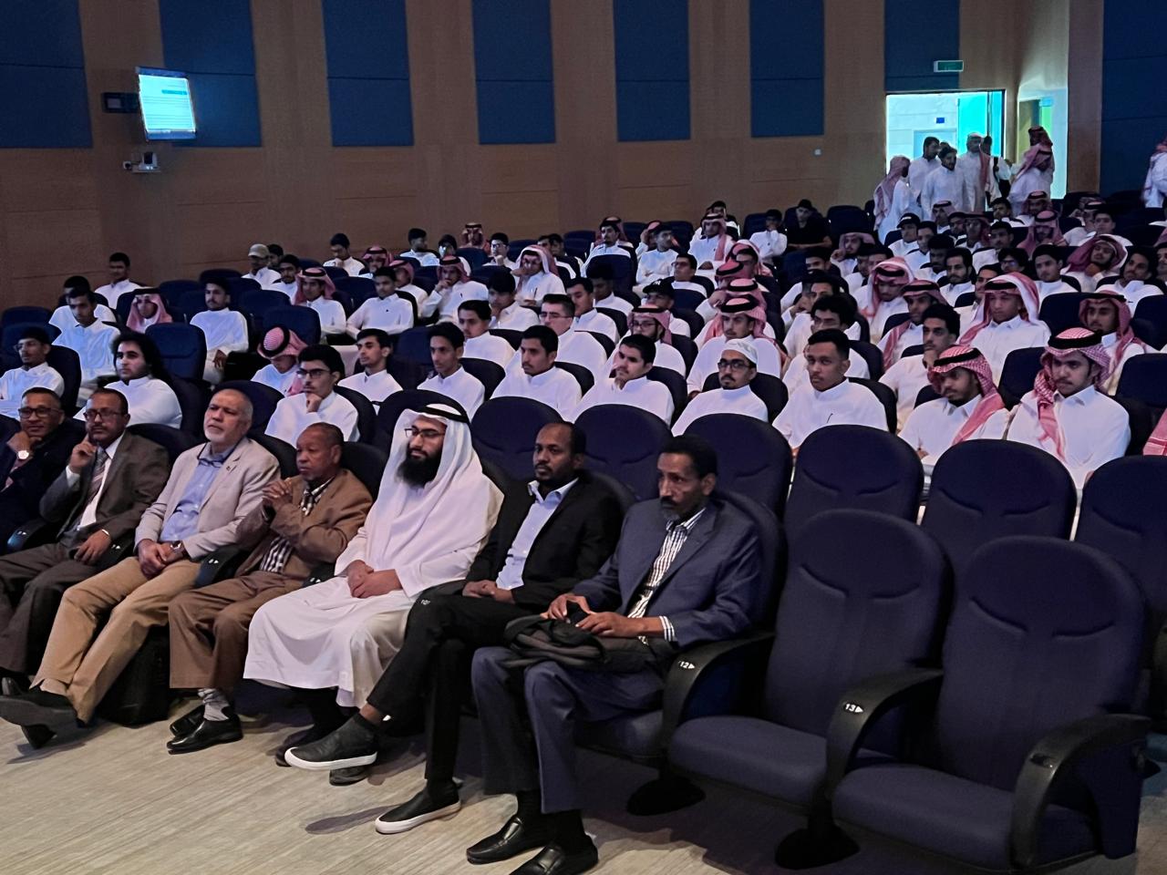 اللقاء المفتوح