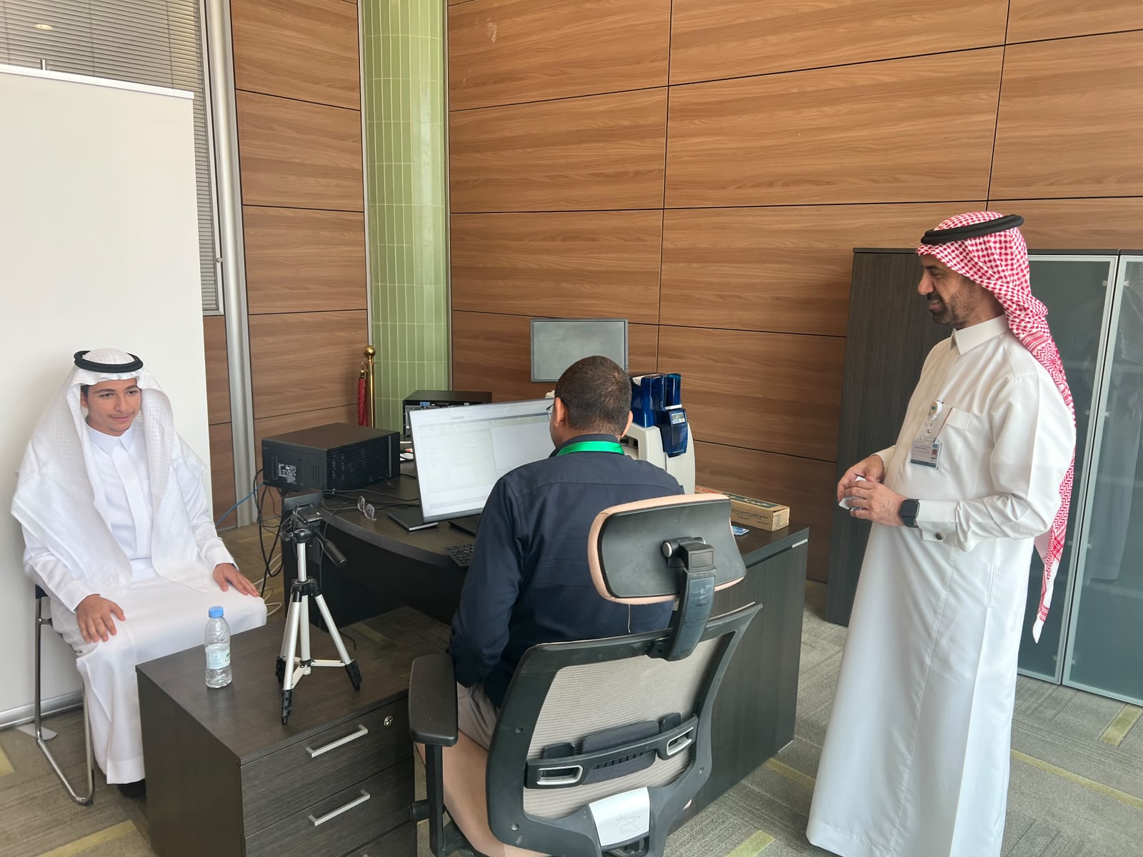 البرنامج التعريفي