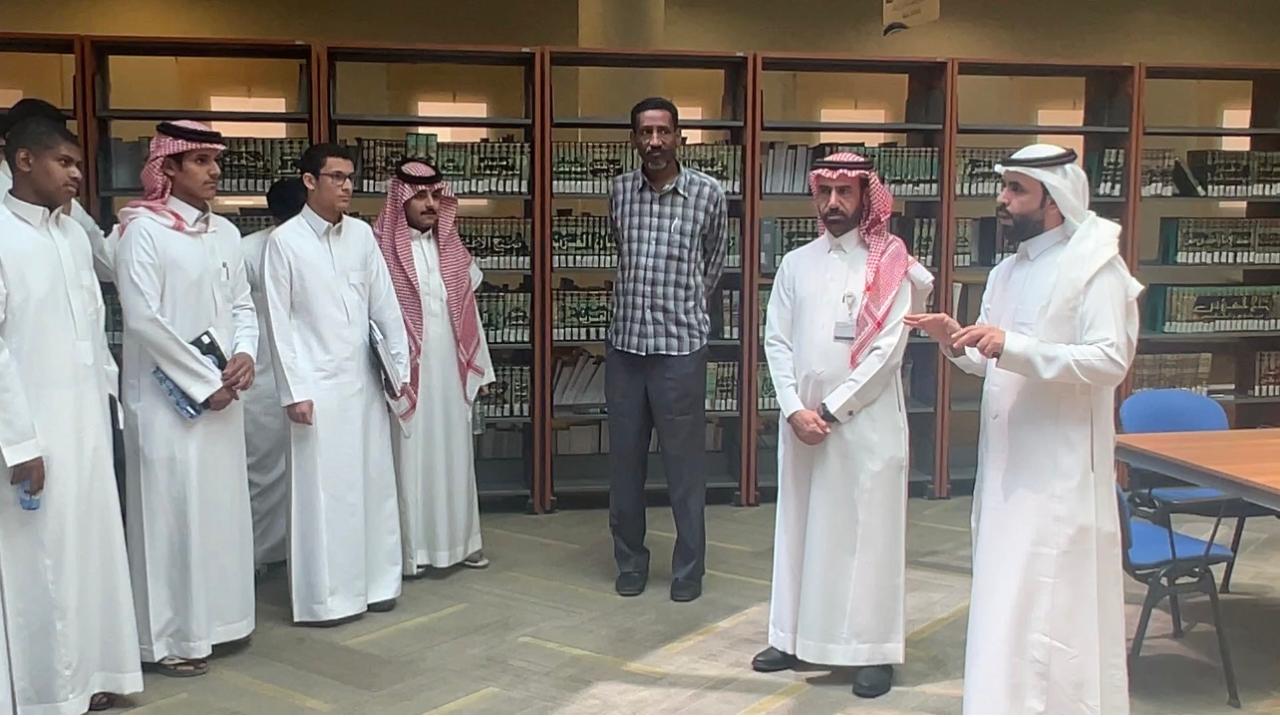 تدشين المكتبة